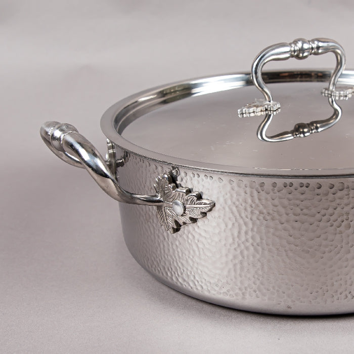 TRI-PLY CASSEROLE WITH LID 28CM (202020010)